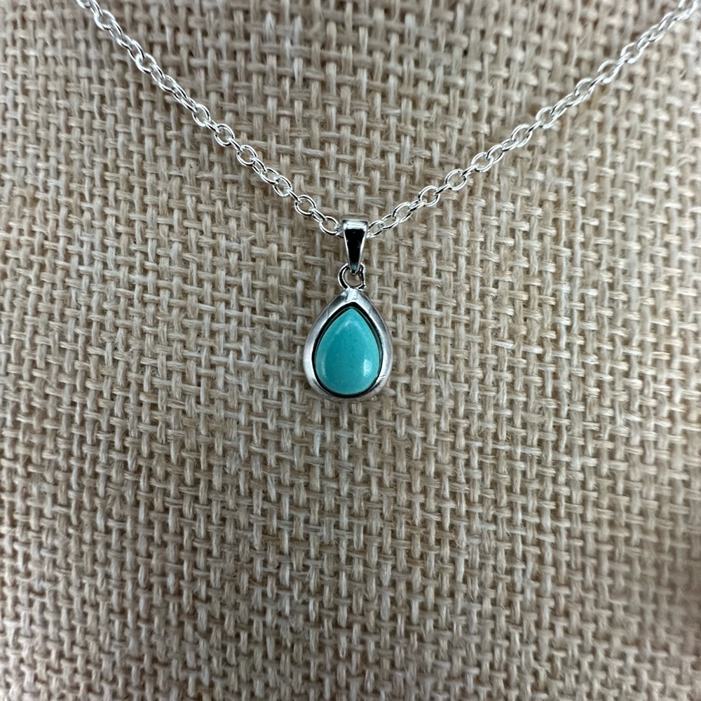 Small, Dainty Silver Turquoise Teardrop Pendant Necklace on Box Chain